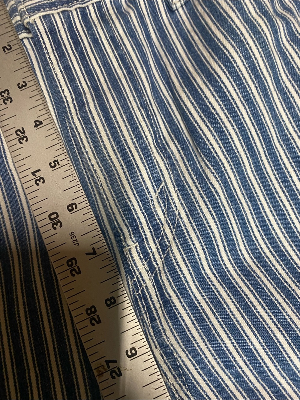 Levi's Blue and White Stripe High-Waist Women's Shorts - Picture 4 of 10